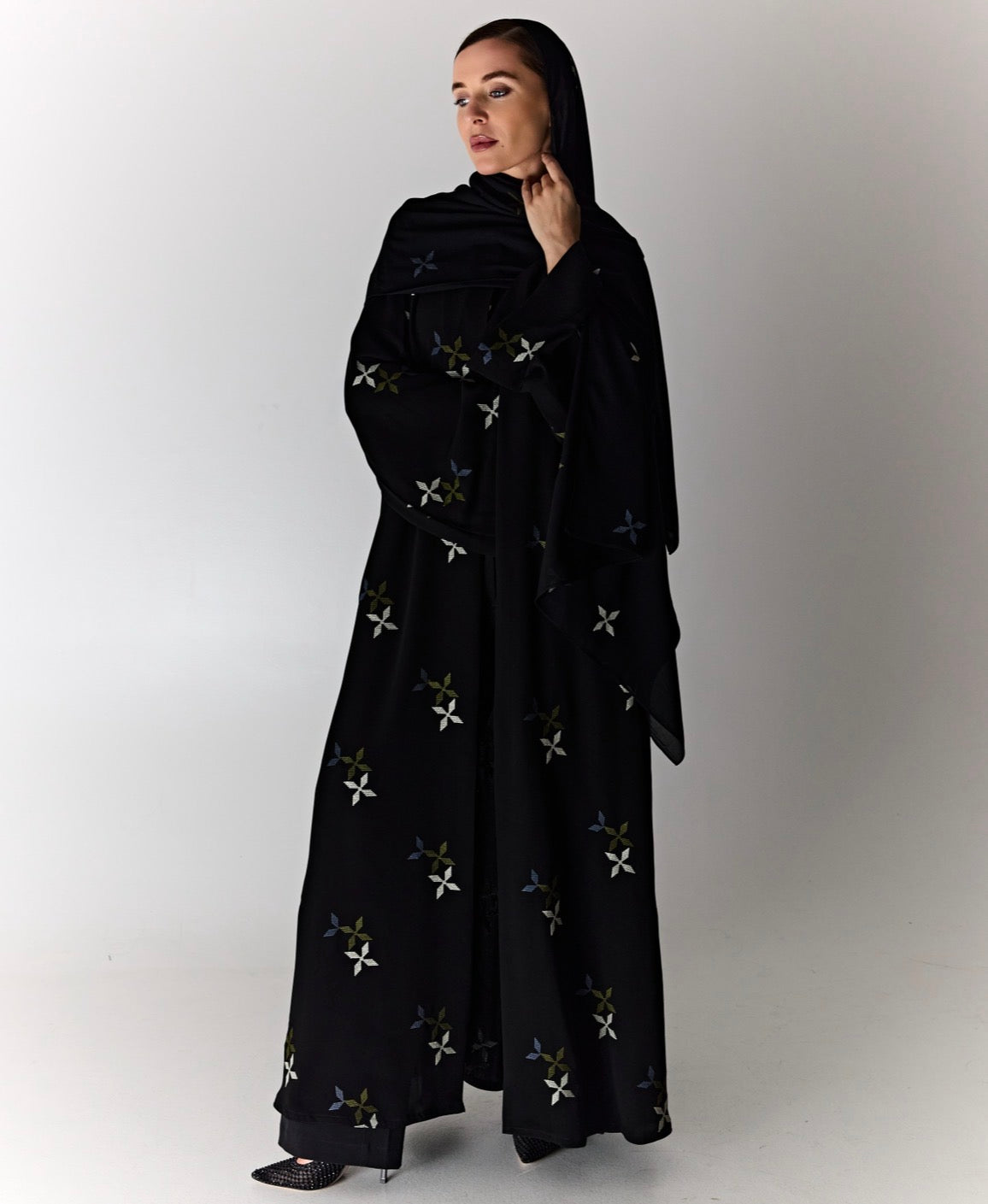 Abaya with semi flower